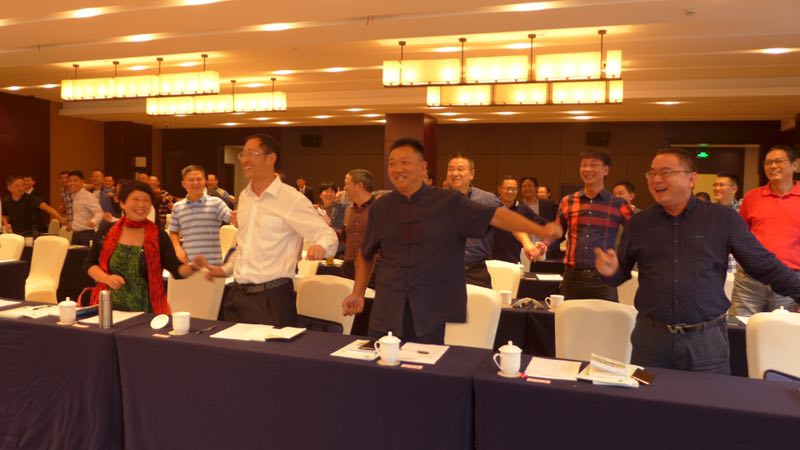 中層管理：優(yōu)秀的企業(yè)中層管理者的除了會(huì )管人，還要會(huì )什么？